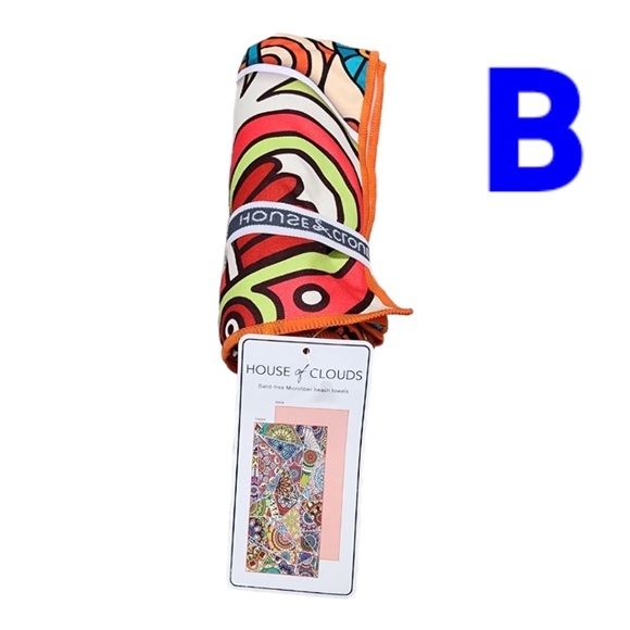 🌺RE-STOCKED HOUSE OF CLOUDS Microfiber Sand Free Quick Dry Beach Pool TowelsNWT - Picture 4 of 8